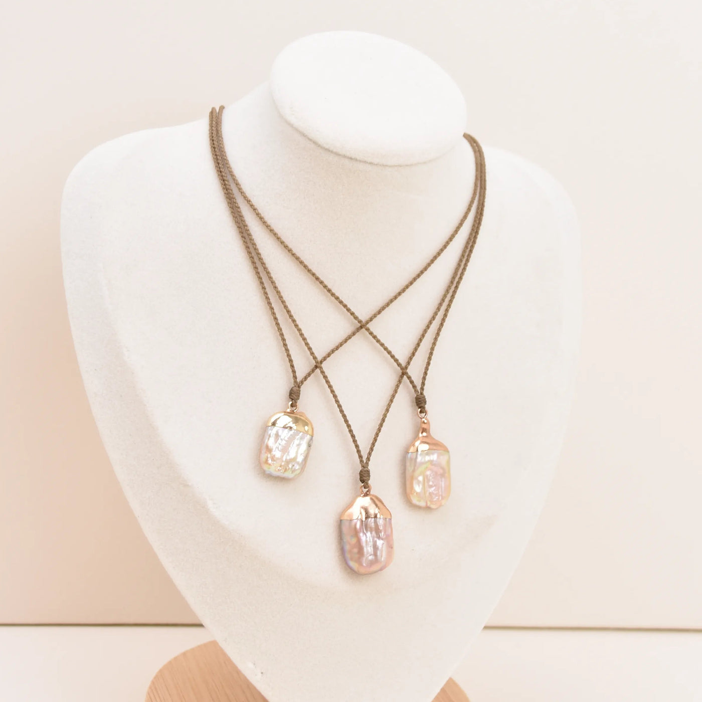 *LIMITED* Gold Plated Blush Pearl Drop Necklaces